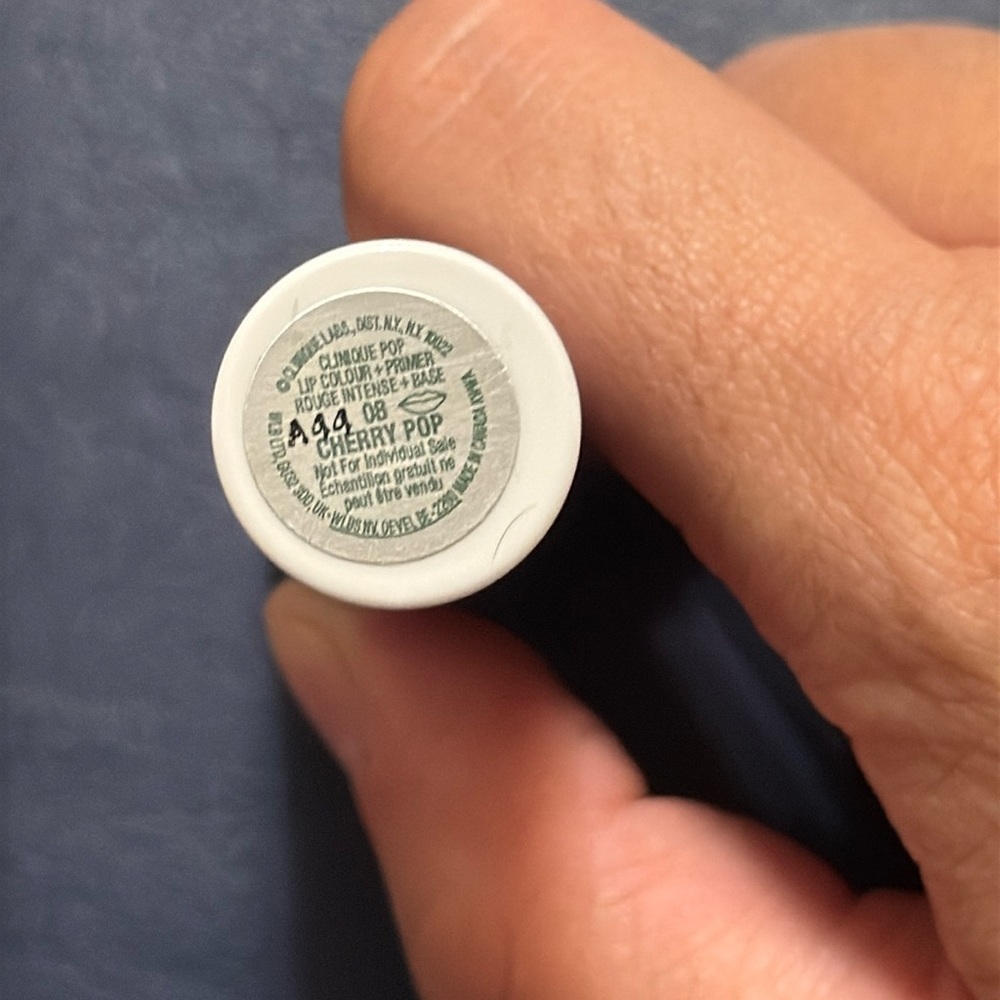 CLINIQUE Pop Lip Color Lipstick + Primer Cherry Pop NEW - Picture 3 of 8
